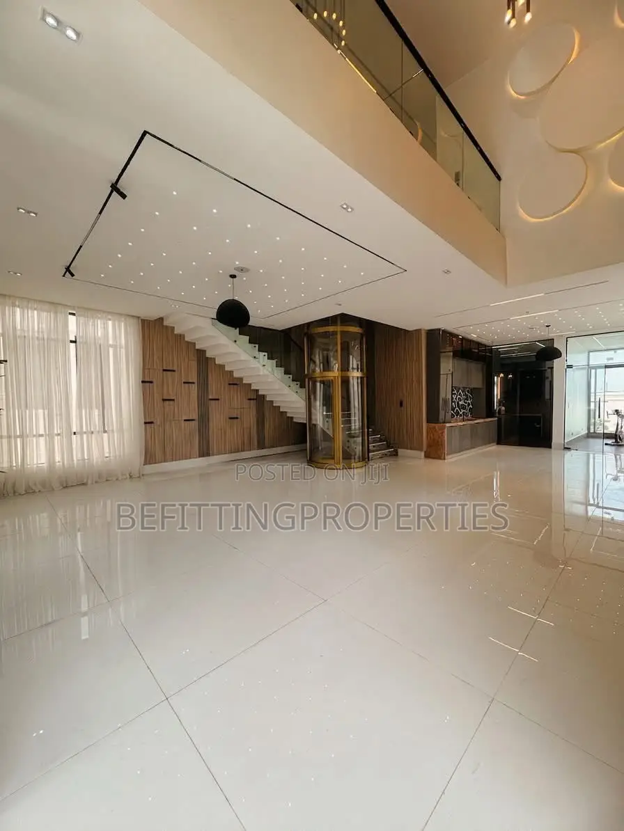 7bdrm Duplex in Lekki for sale