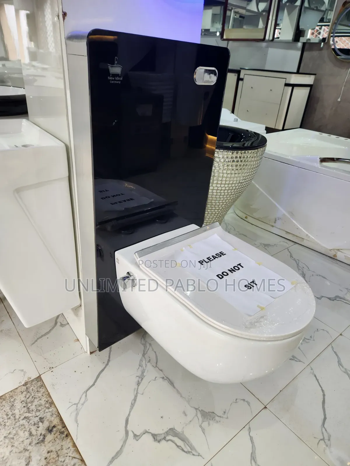 Glass Concealed Wall-Hung Water Closet Set W/C