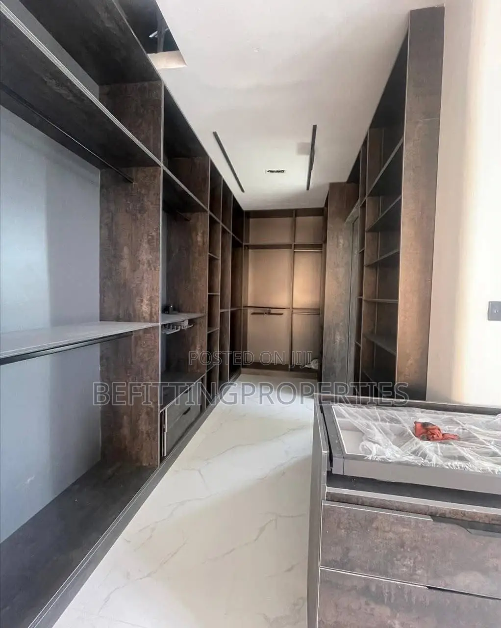 6bdrm Duplex in Lekki for sale