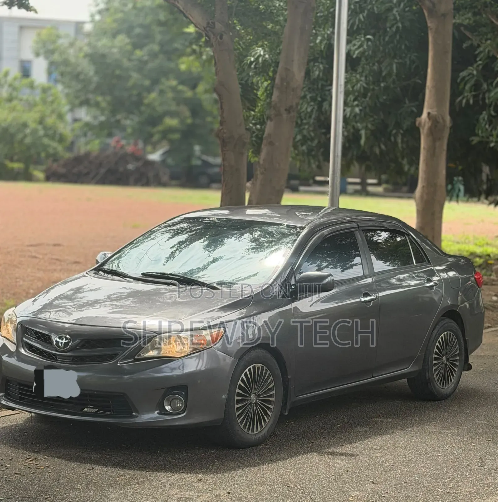 Toyota Corolla 2013 Gray
