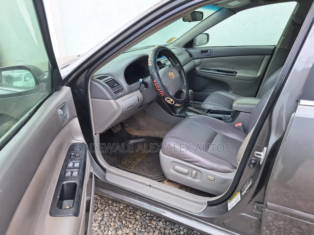 Toyota Camry 2005 Gray
