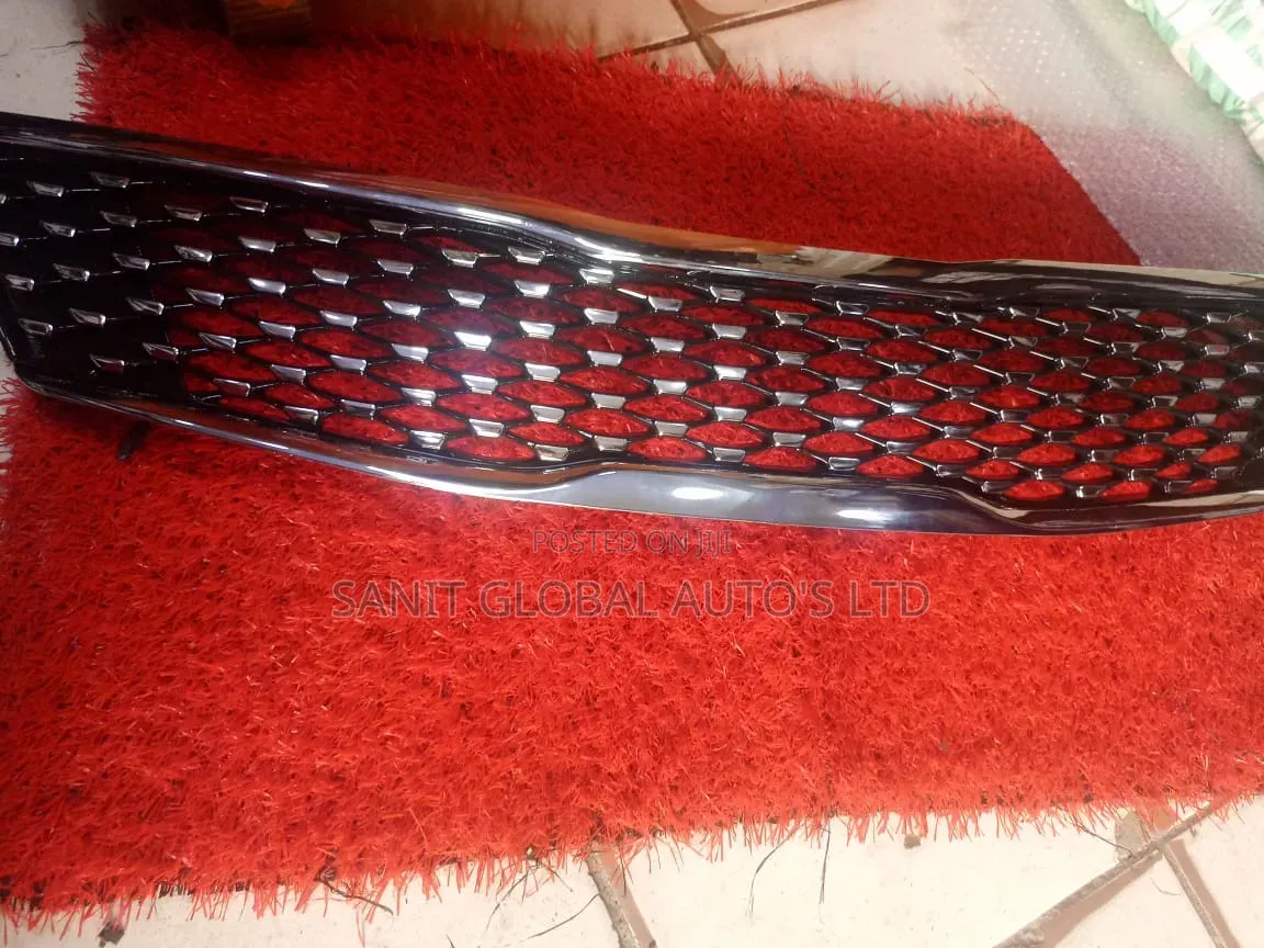 Optima Kia 
Year:2016
Front Grill