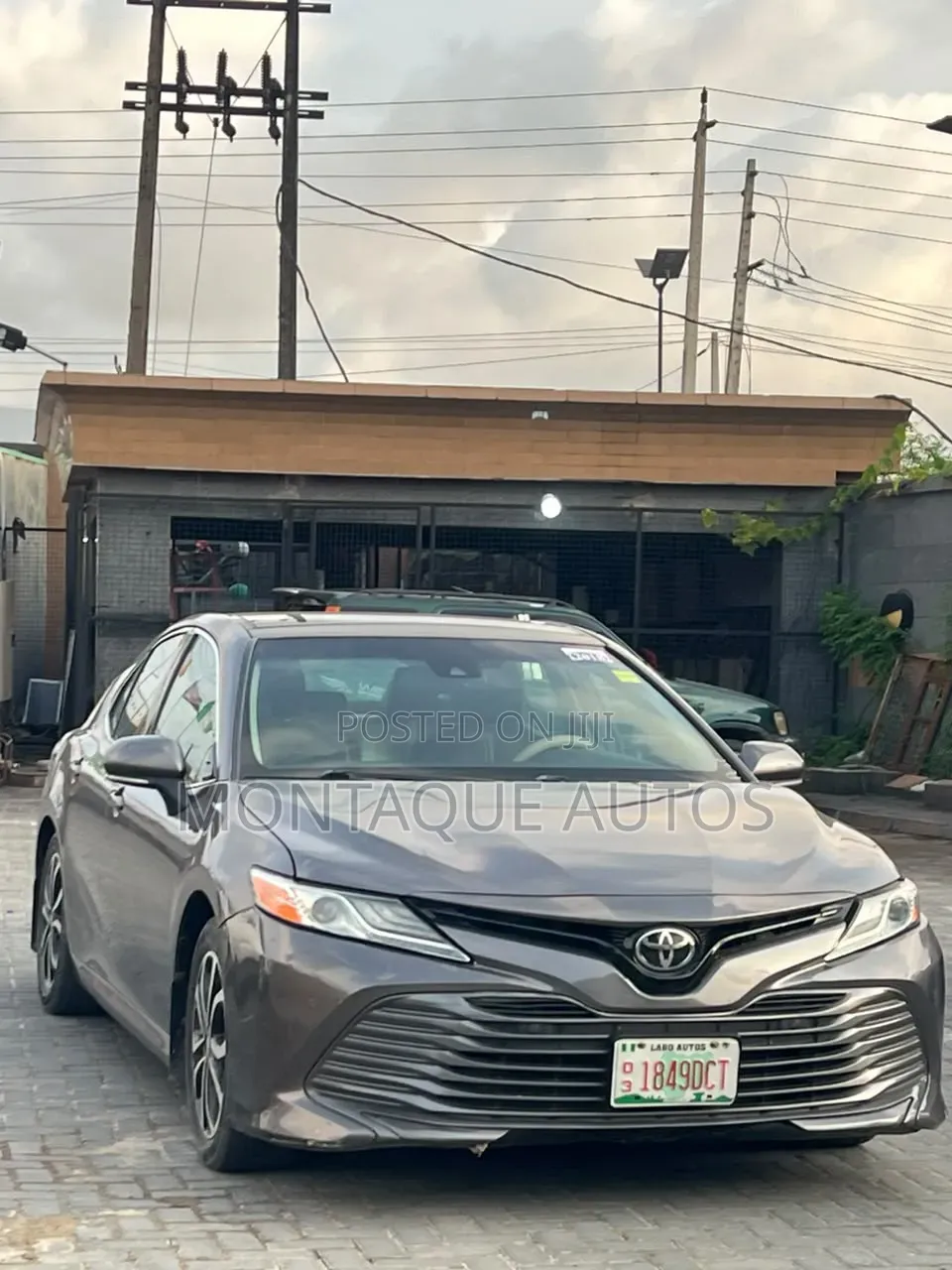 Toyota Camry 2018 Gray