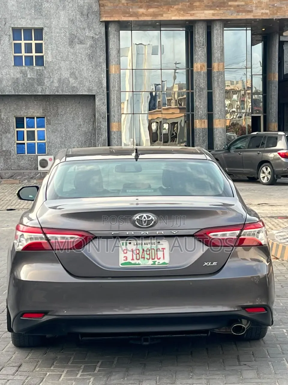 Toyota Camry 2018 Gray