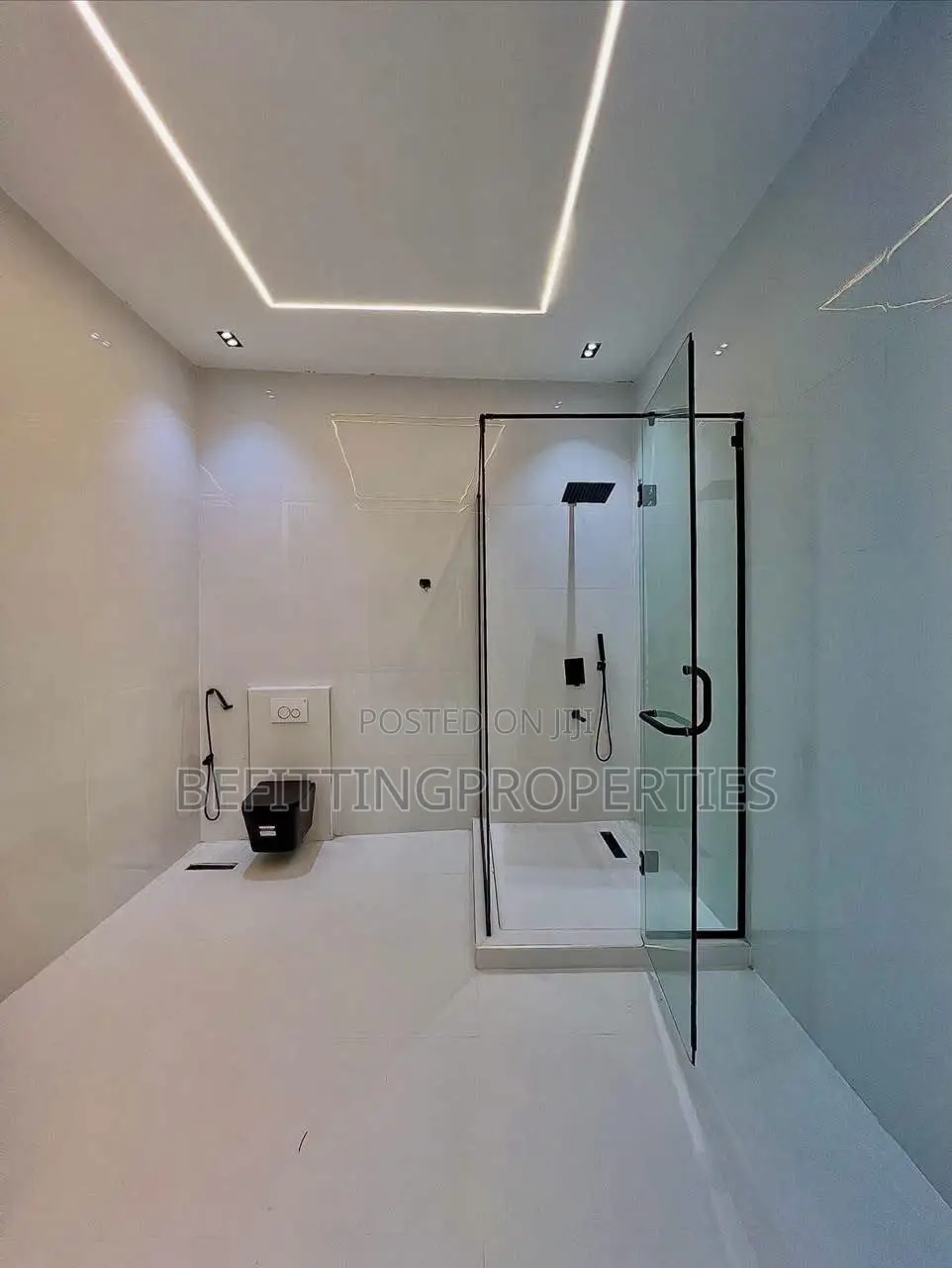 5bdrm Duplex in Ajah for sale