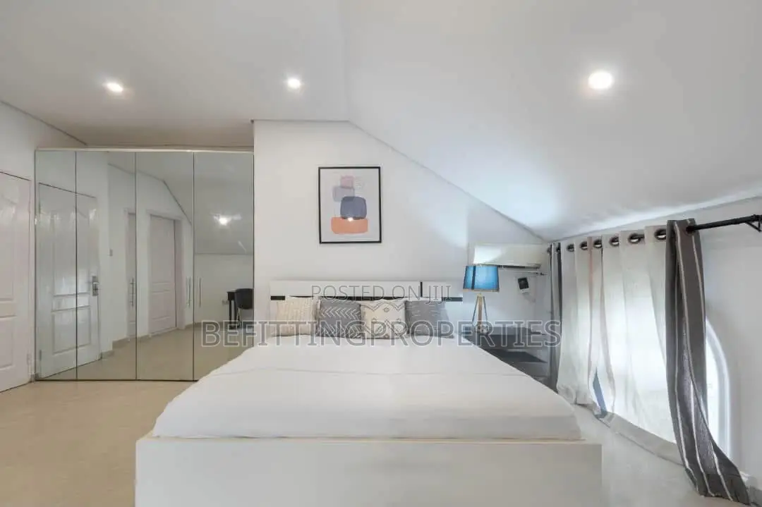 Furnished 3bdrm Apartment in Lekki for rent