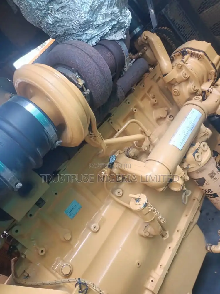 3406 Manual 350 KVA Caterpillar Heavy Duty Soundproof Generator