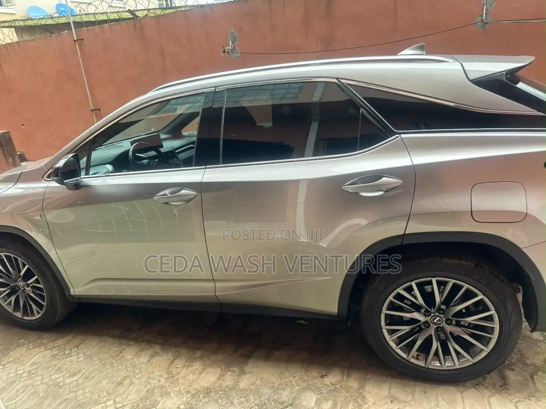 Lexus RX 350 4WD 2021 Gold