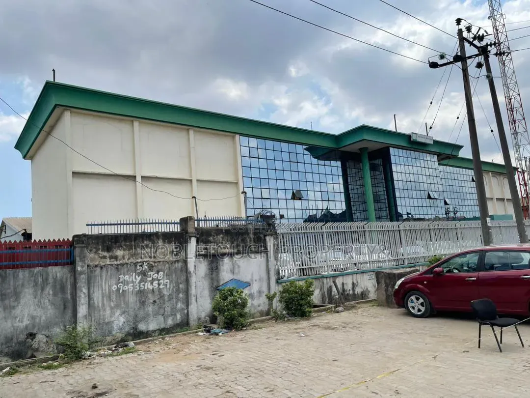 Industrial Warehouse Along Agege Motor Rd Mushin