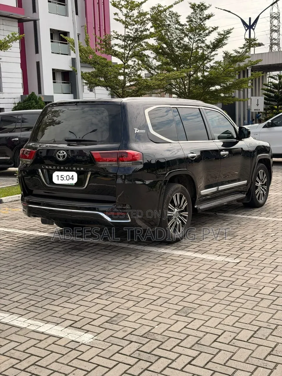Toyota Land Cruiser 2016 Black