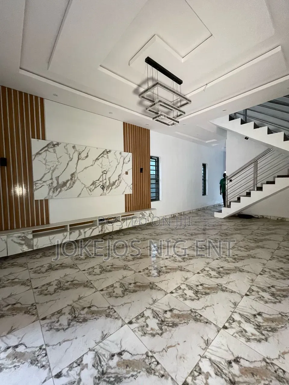 4bdrm Duplex in Sunshine Estate for sale