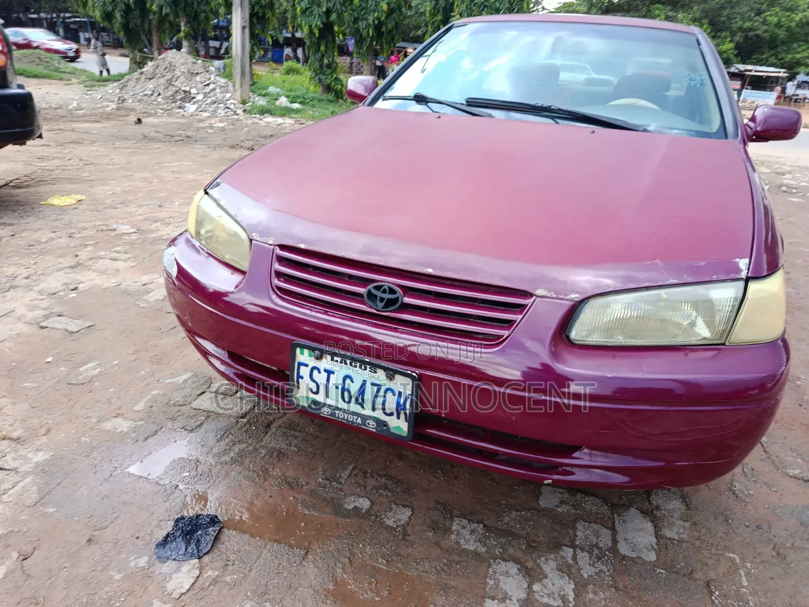 Toyota Camry 2000 Red