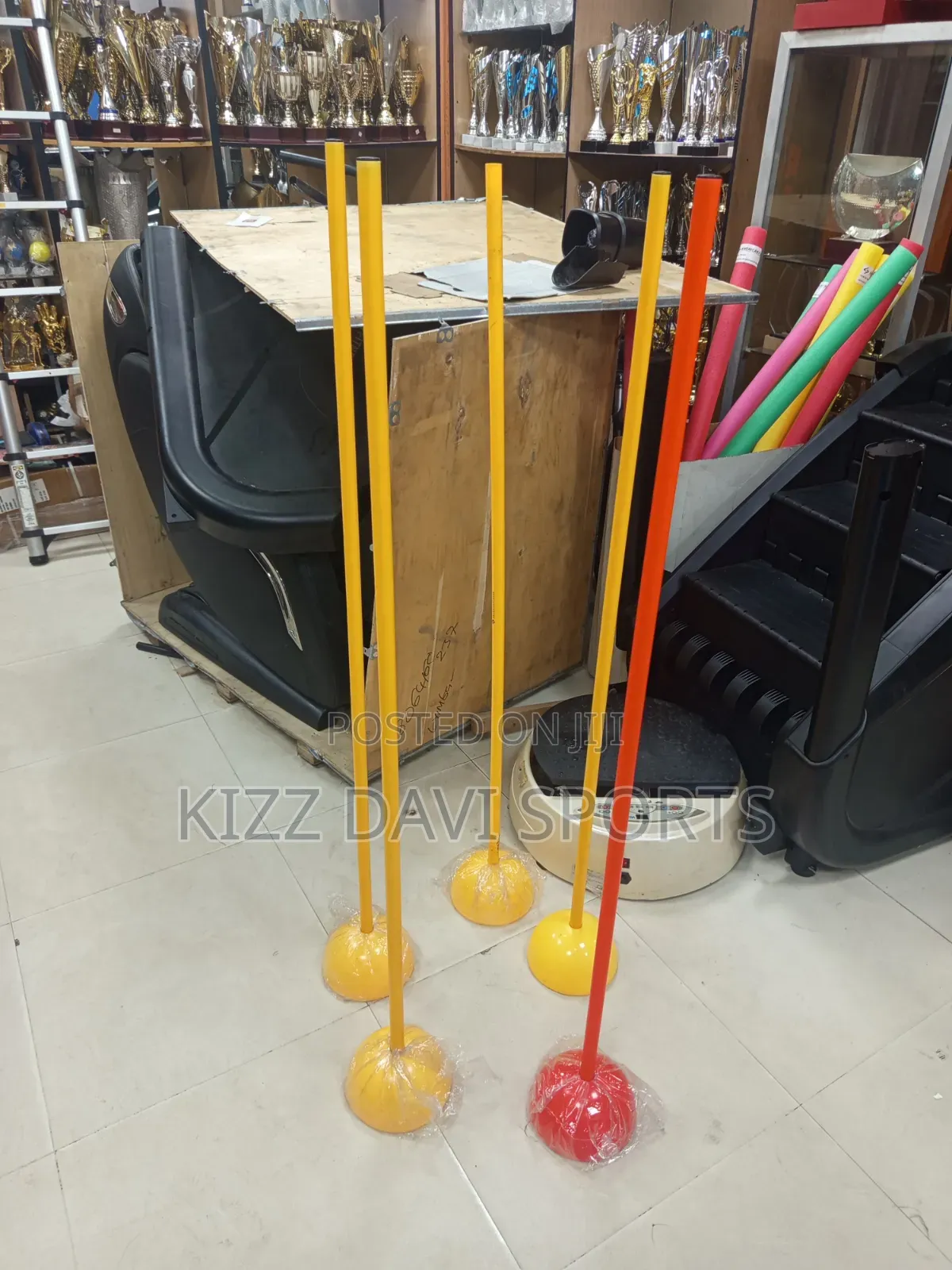 A Set of Agility Slalom Poles 5 Pieces