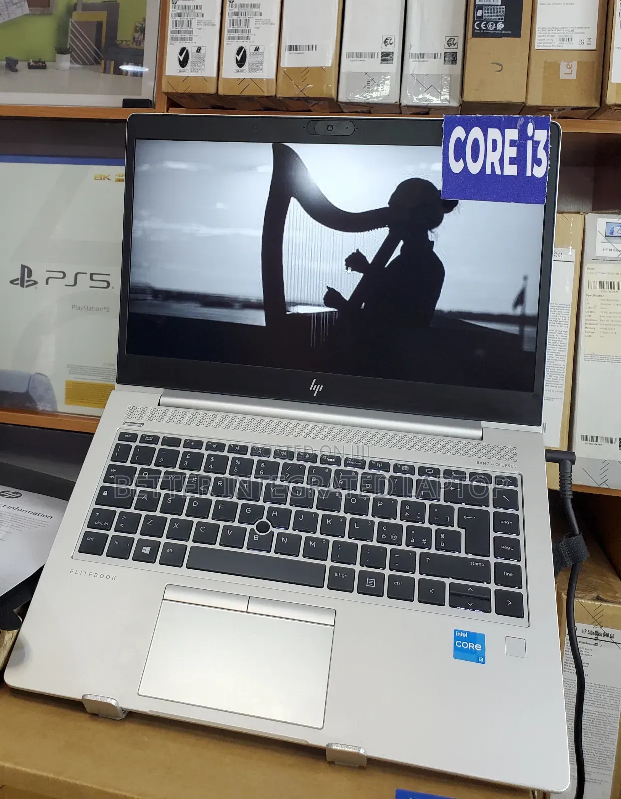 New Laptop HP EliteBook 820 16GB Intel Core i3 SSD 512GB