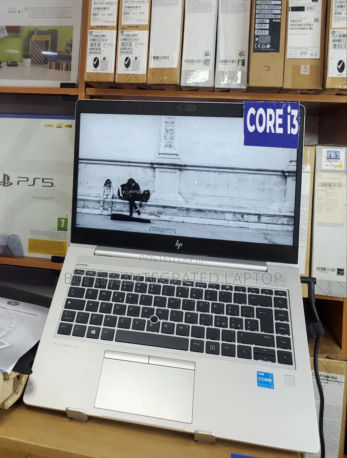 New Laptop HP EliteBook 820 16GB Intel Core i3 SSD 512GB