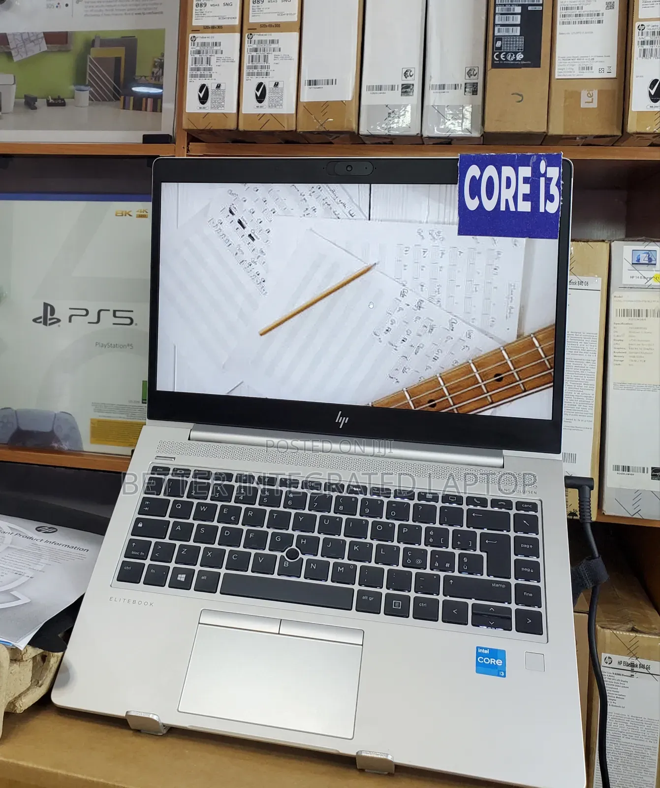 New Laptop HP EliteBook 820 16GB Intel Core i3 SSD 512GB