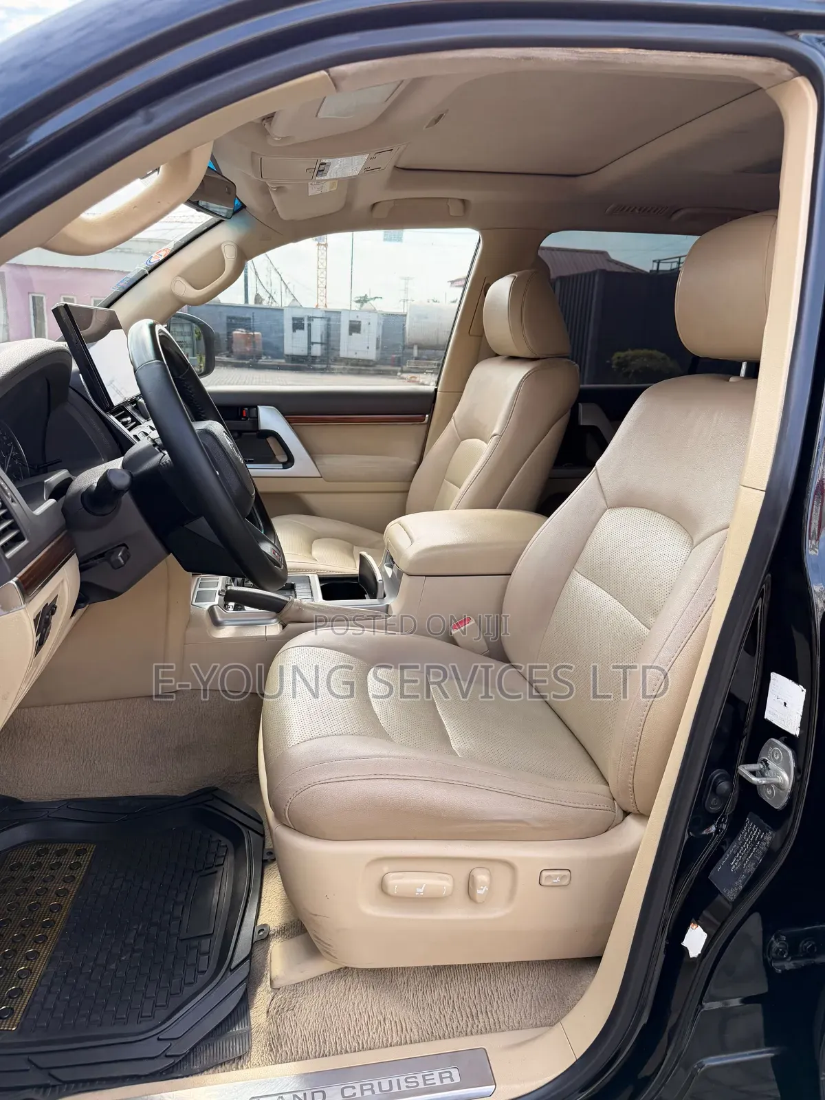 Toyota Land Cruiser 2016 Black