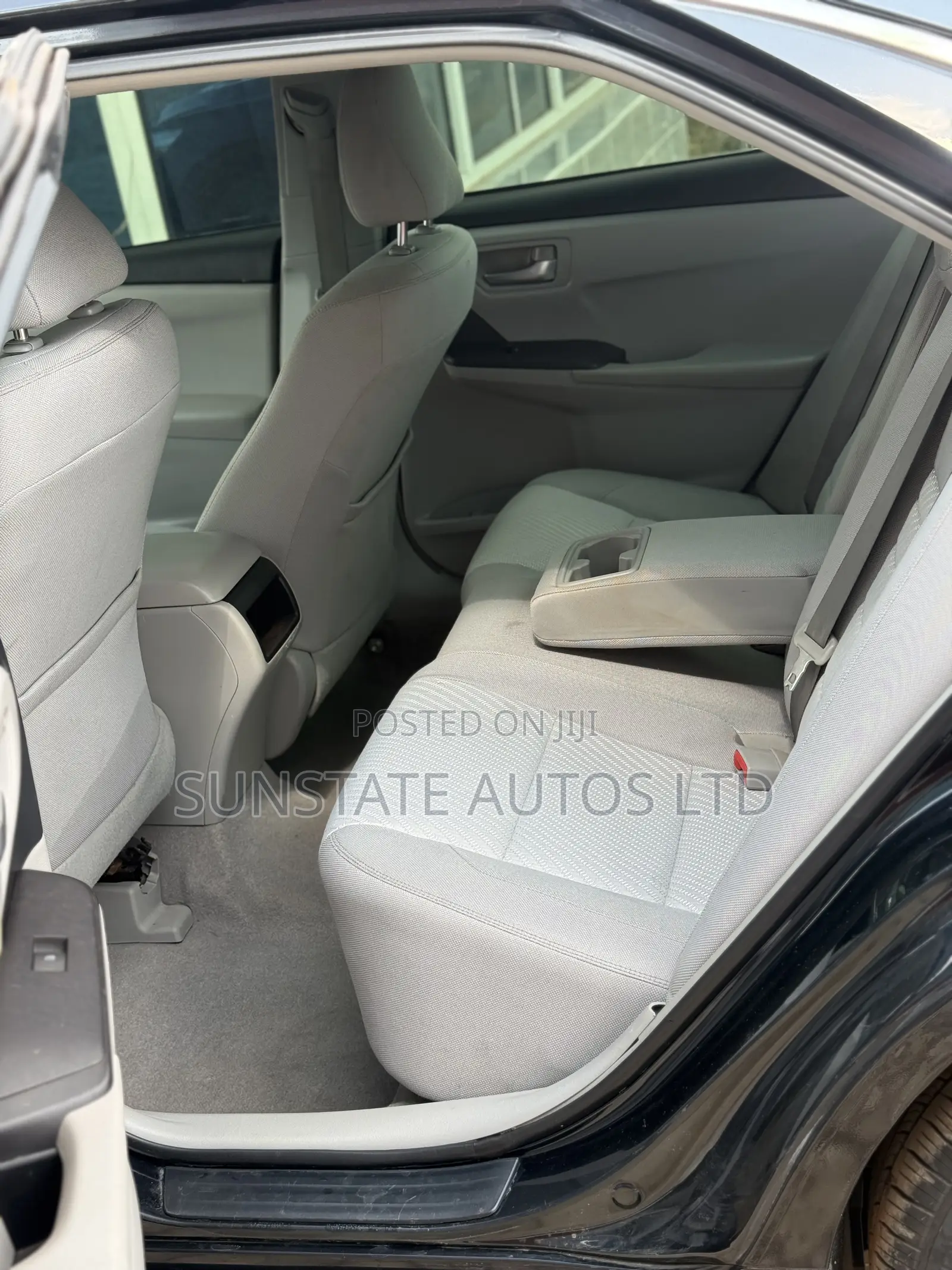 Toyota Camry 2016 Black