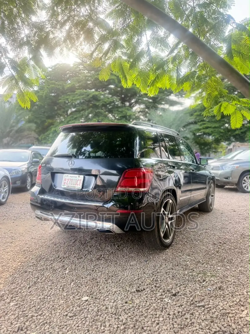Mercedes-Benz GLK-Class 350 2014 Black