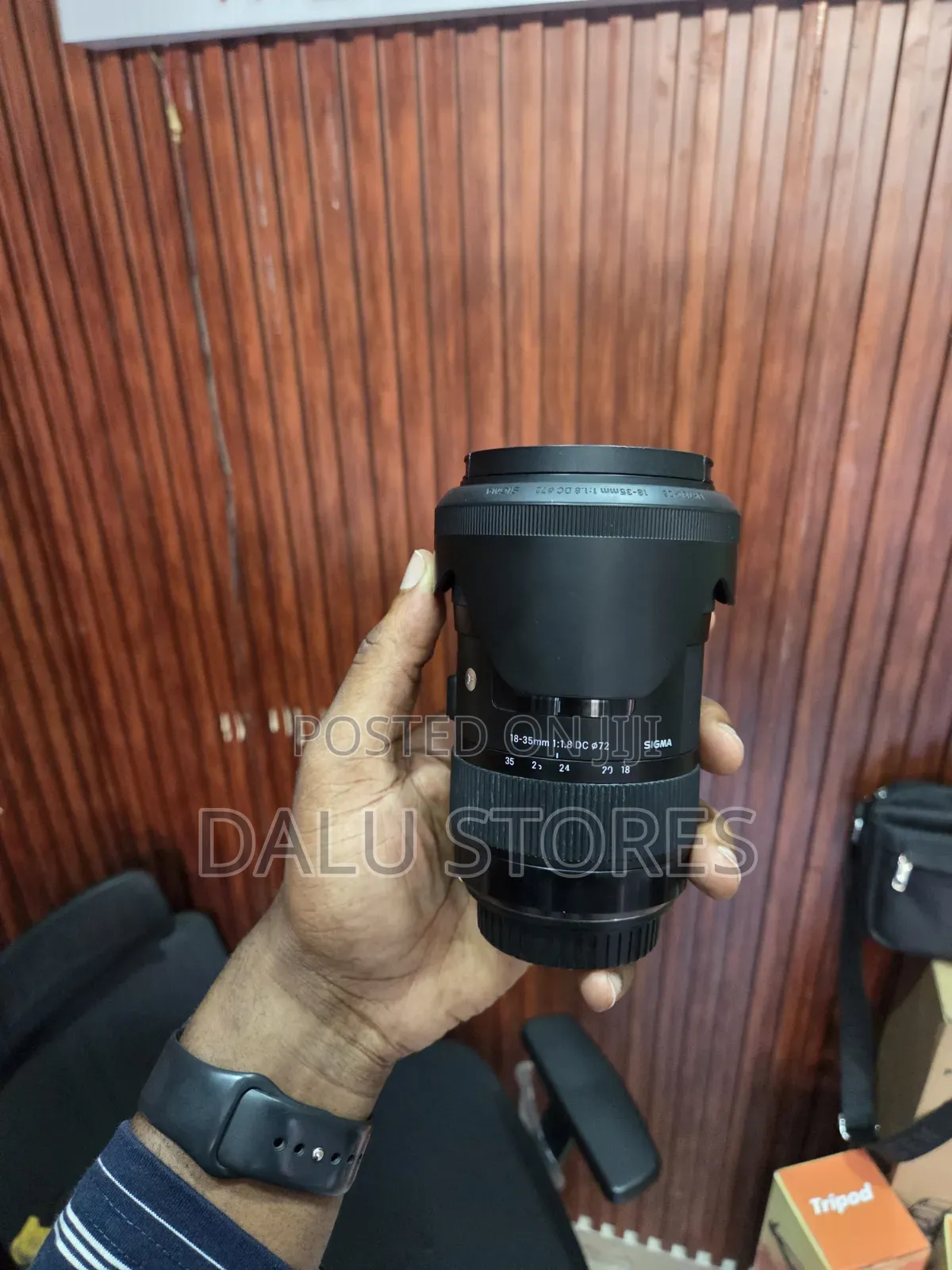Sigma 18-35mm F/1.8 DC HSM Art Lens for Canon EF