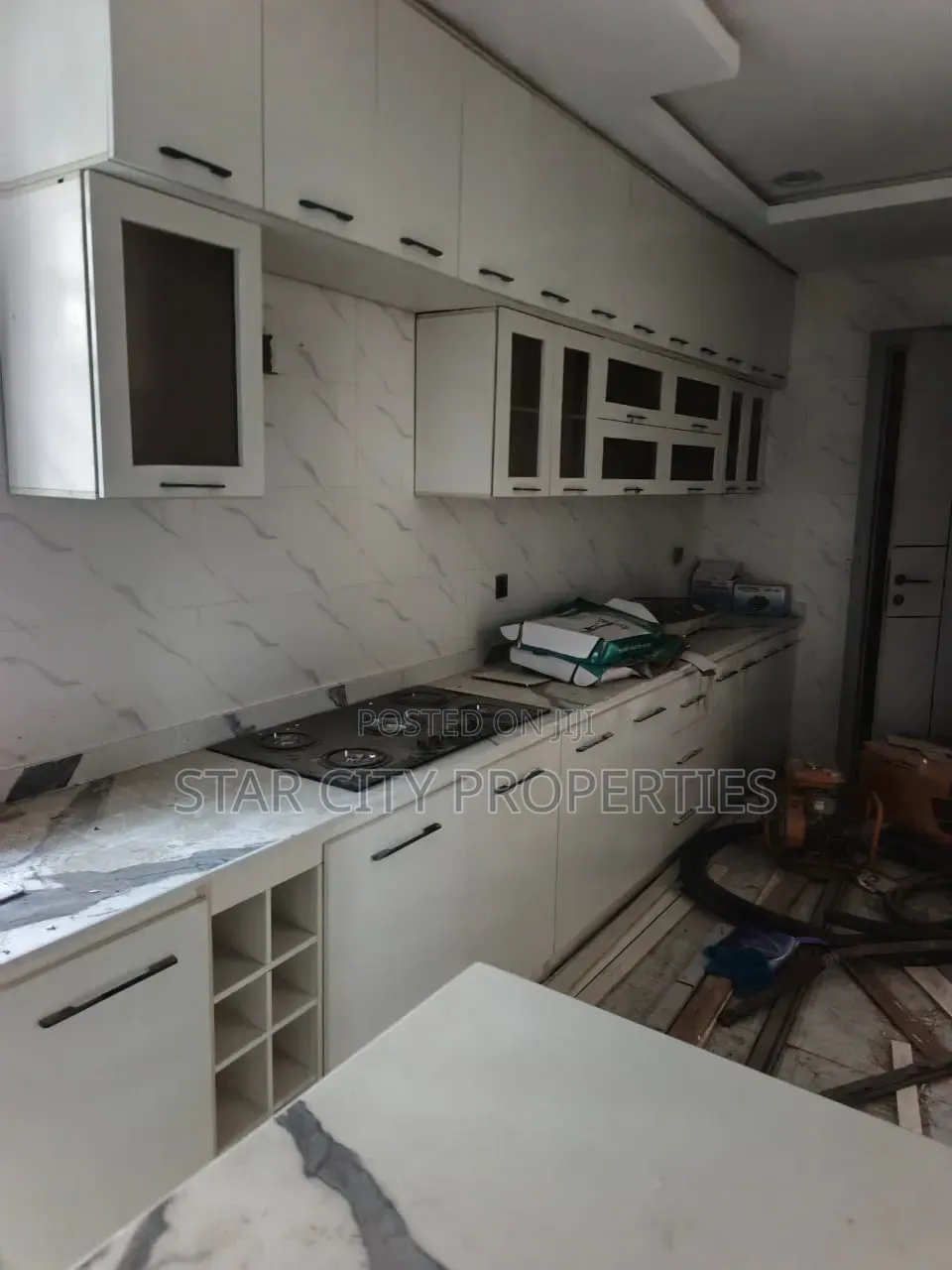 5bdrm Duplex in Gbagada Lagos, Millenuim/UPS for sale