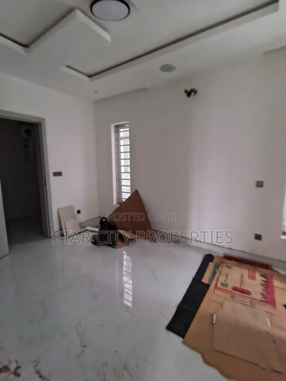 5bdrm Duplex in Gbagada Lagos, Millenuim/UPS for sale