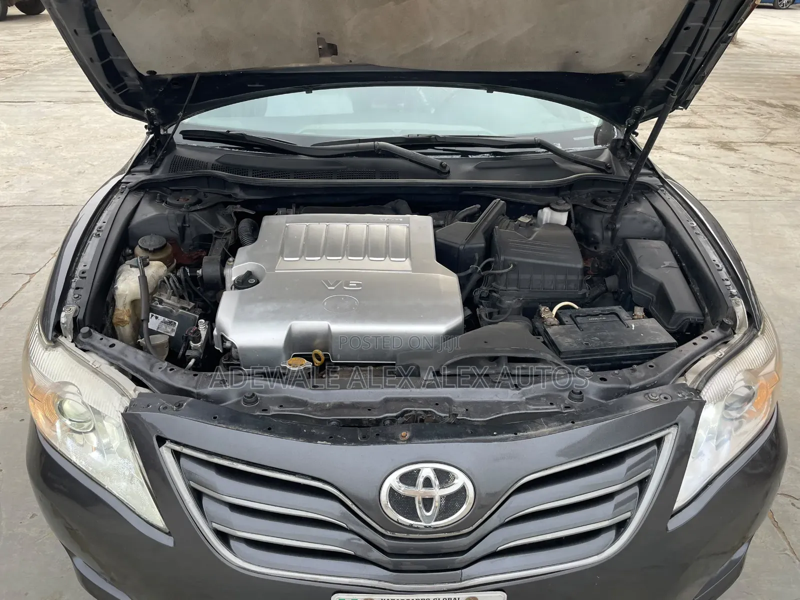 Toyota Camry XLE V6 4dr Sedan (3.5L 6cyl 6AM) 2008 Gray