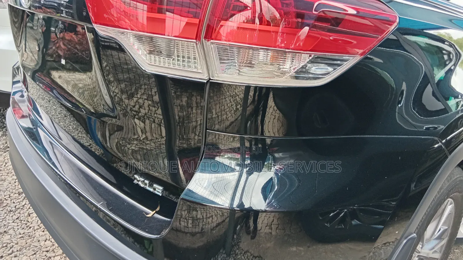Toyota Highlander XLE 4x4 V6 (3.5L 6cyl 8A) 2018 Matt Black