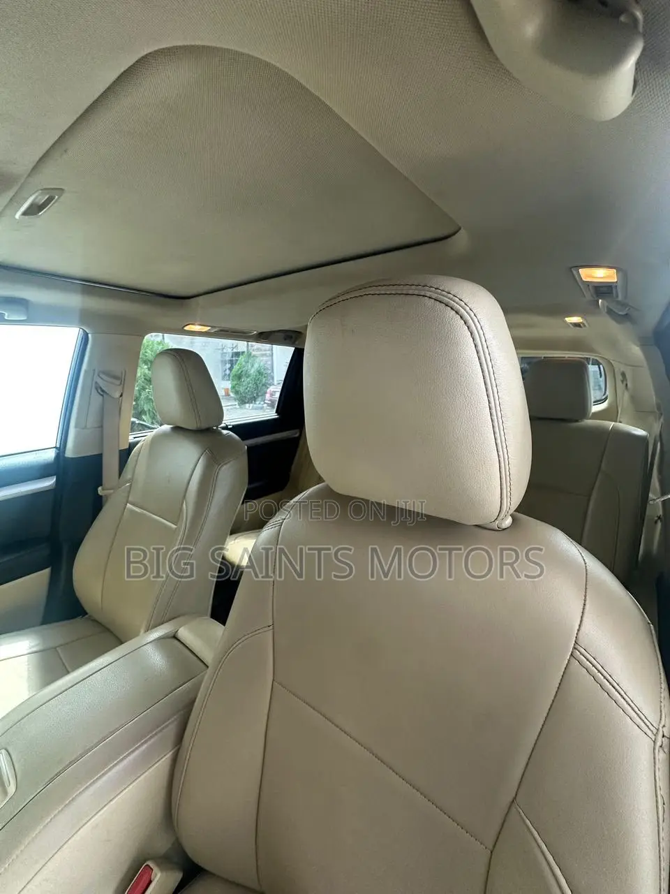 Toyota Corolla 2015 Gold