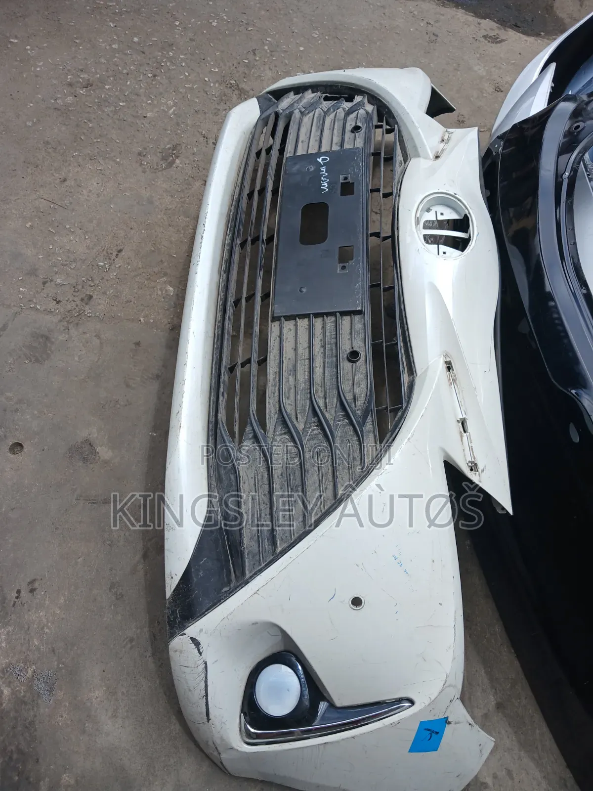 Complete Front Bumper Yaris 2020