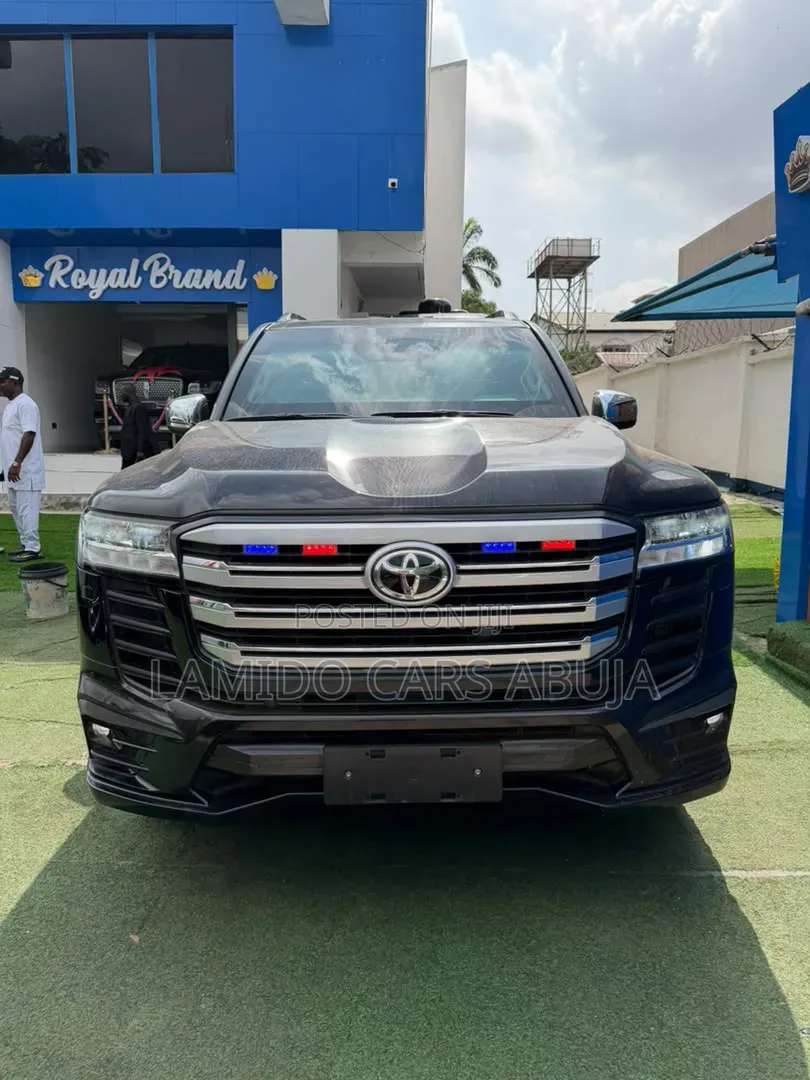Toyota Land Cruiser 2022 Black