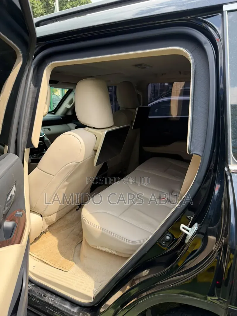 Toyota Land Cruiser 2022 Black