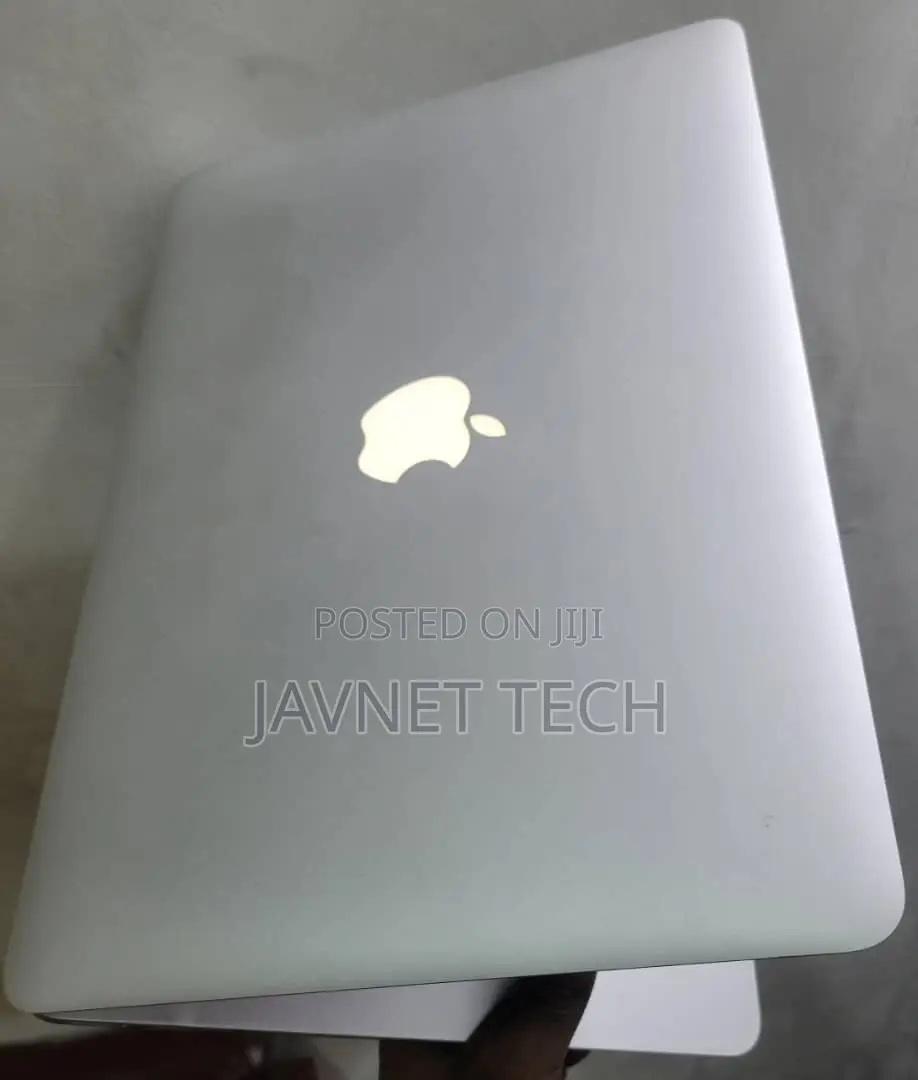 Laptop Apple MacBook Pro 2015 8GB Intel Core i5 SSD 128GB