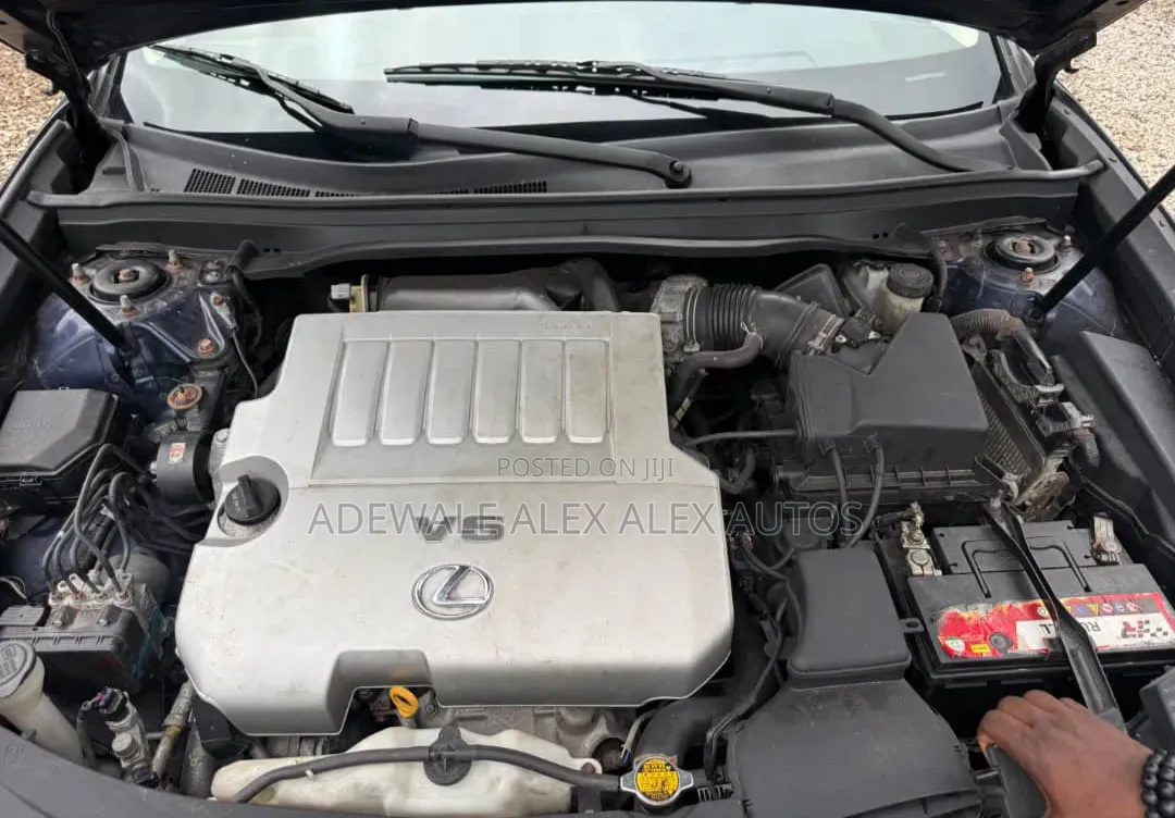 Lexus ES 2014 Blue