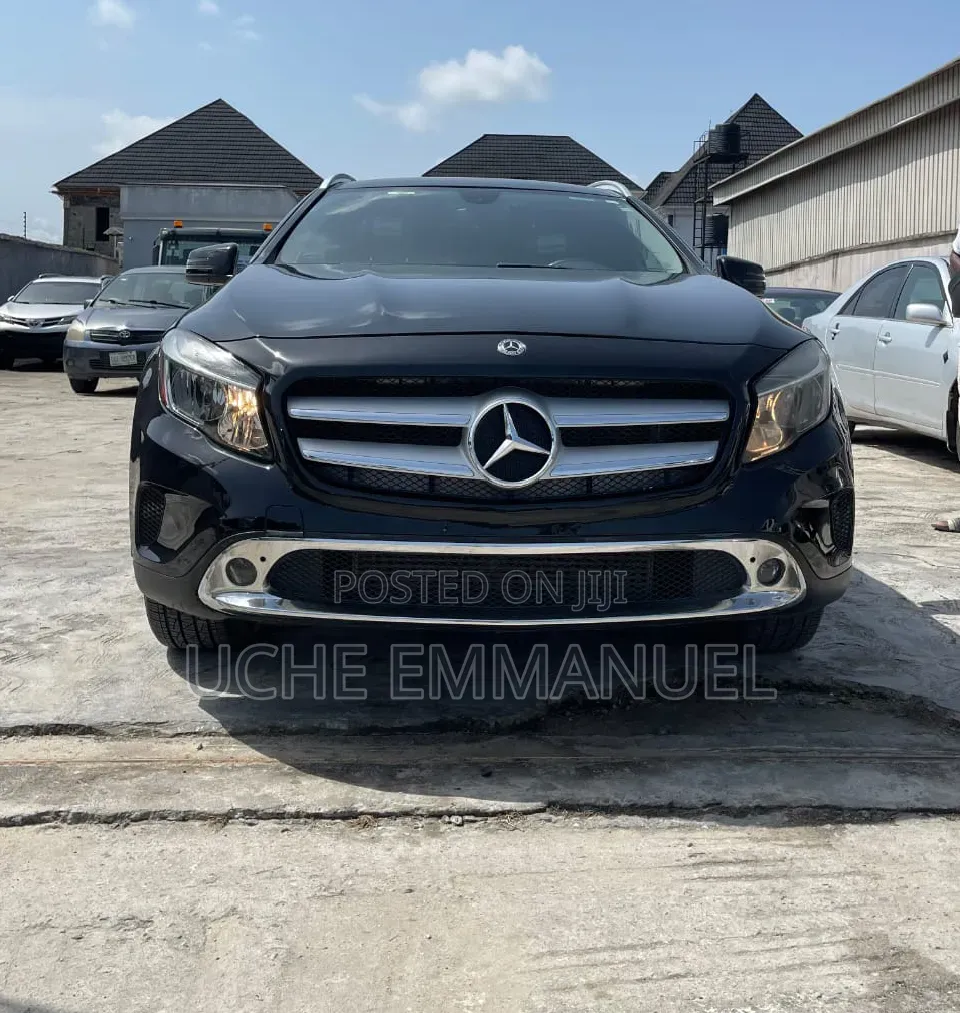 Mercedes-Benz GLA 250 2015 Black