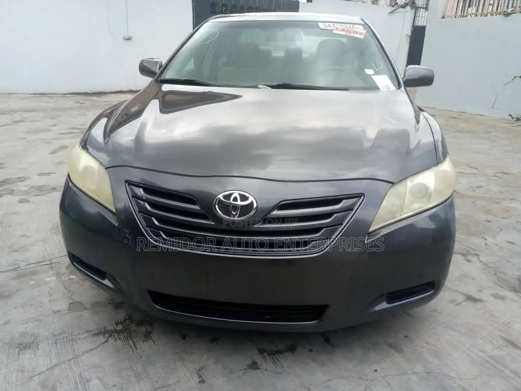 Toyota Camry 2008 Gray