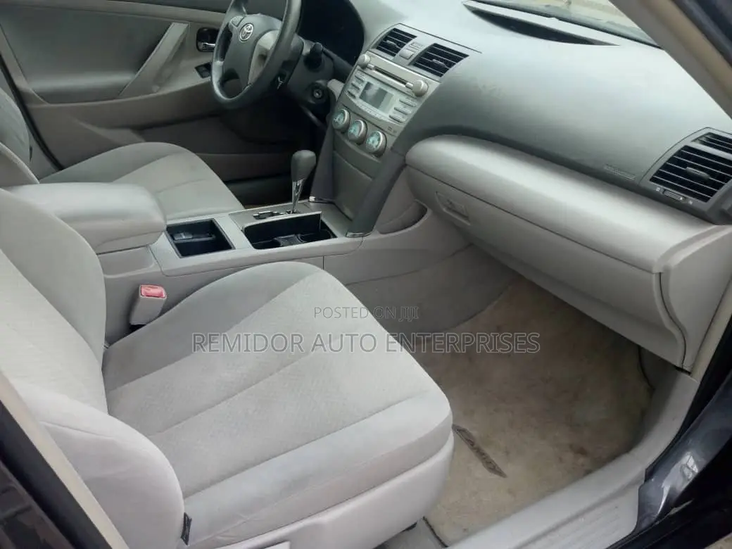 Toyota Camry 2008 Gray
