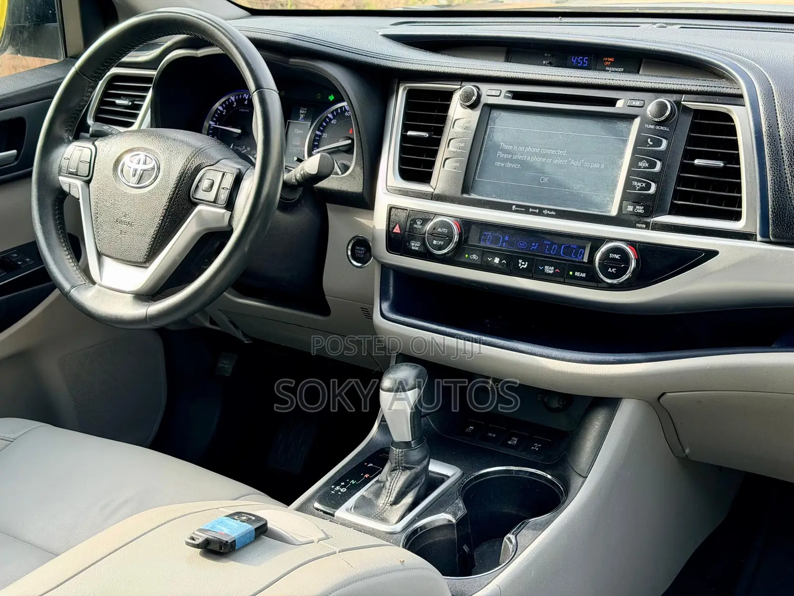 Toyota Highlander XLE V6 4x2 (3.5L 6cyl 6A) 2016 Silver
