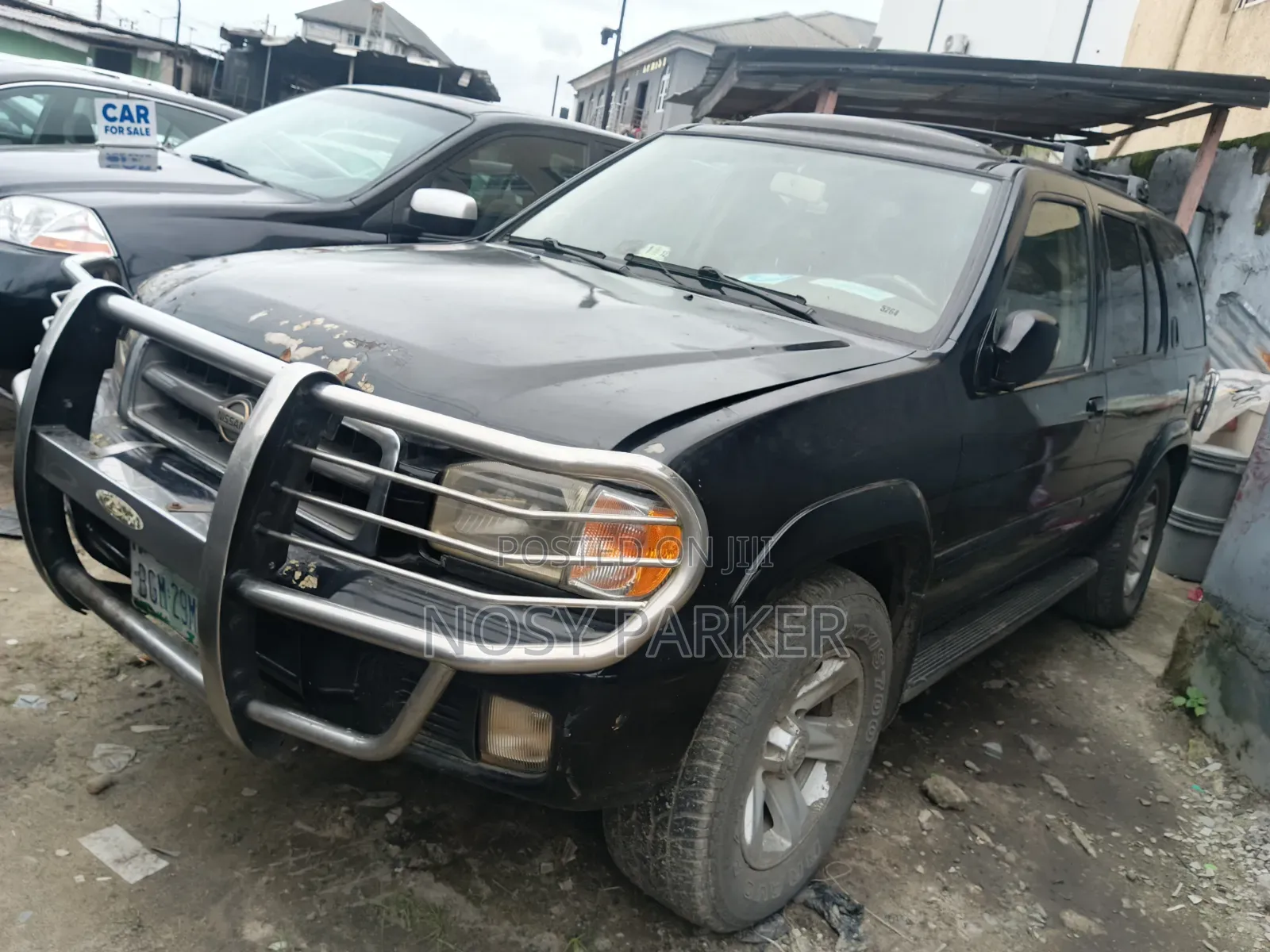 Nissan Pathfinder Automatic 2000 Black