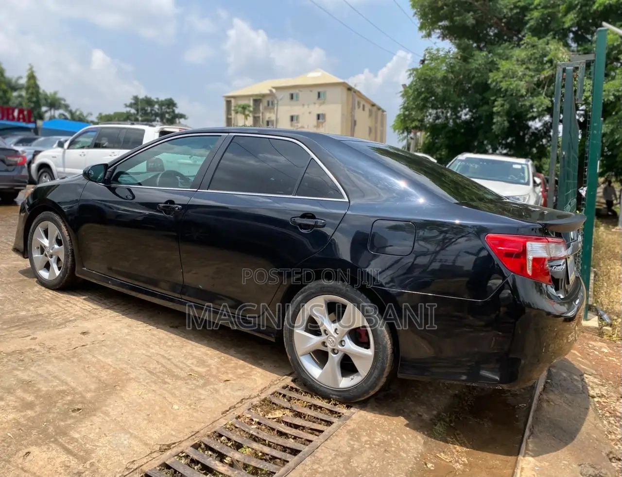 Toyota Camry SE 4dr Sedan (2.5L 4cyl 6A) 2013 Black