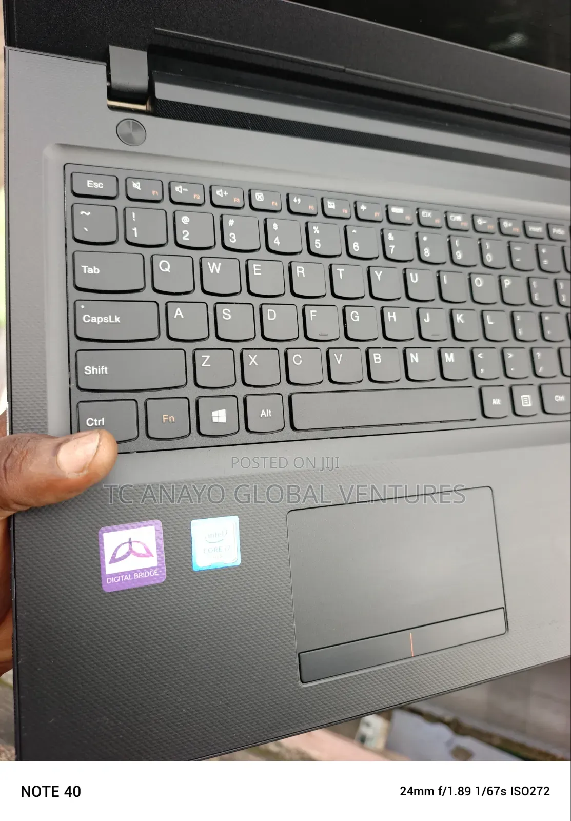 Laptop Lenovo IdeaPad 300 8GB Intel Core i7 SSD 256GB