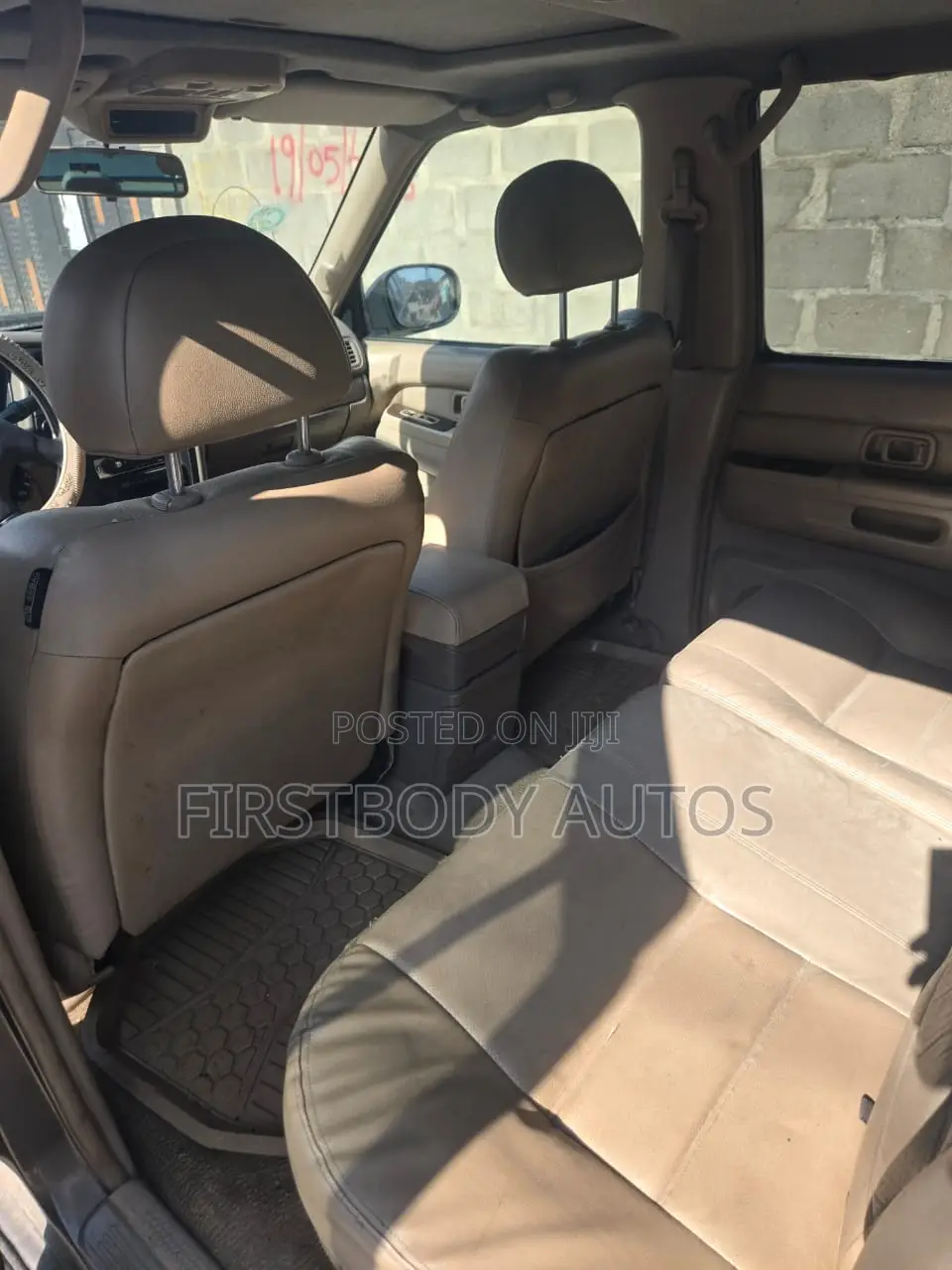 Nissan Pathfinder 2002 Gray