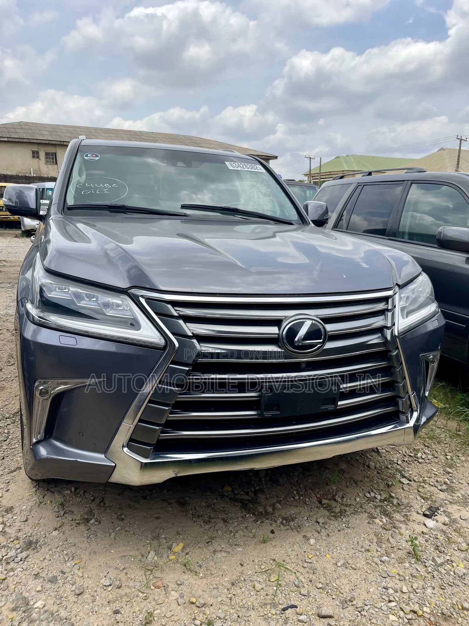 Lexus LX 570 (5 seats) AWD 2017 Gray