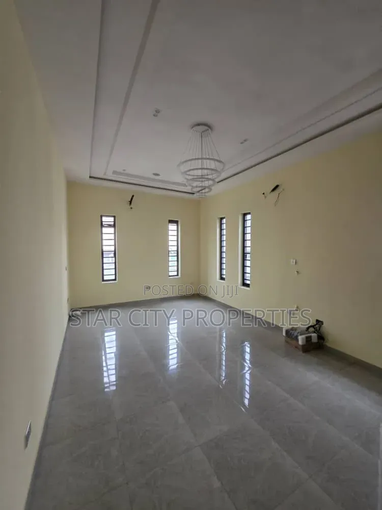 5bdrm Duplex in Omole Phase 2 for sale
