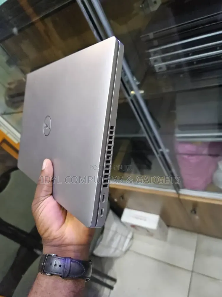 Laptop Dell Latitude 5430 16GB Intel Core i5 SSD 256GB