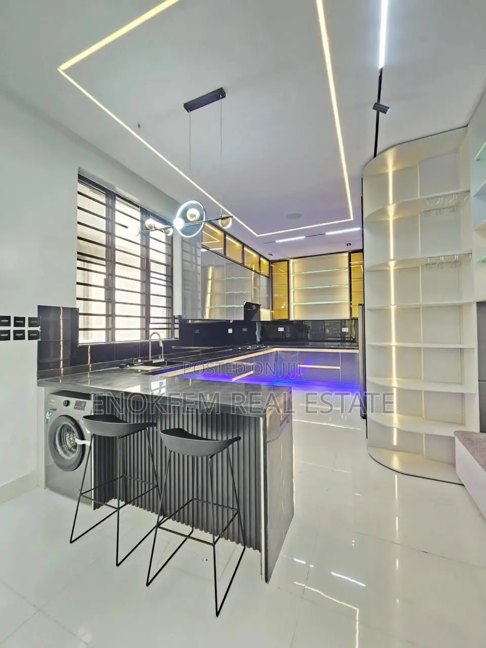 5bdrm Duplex in Lagos State for sale