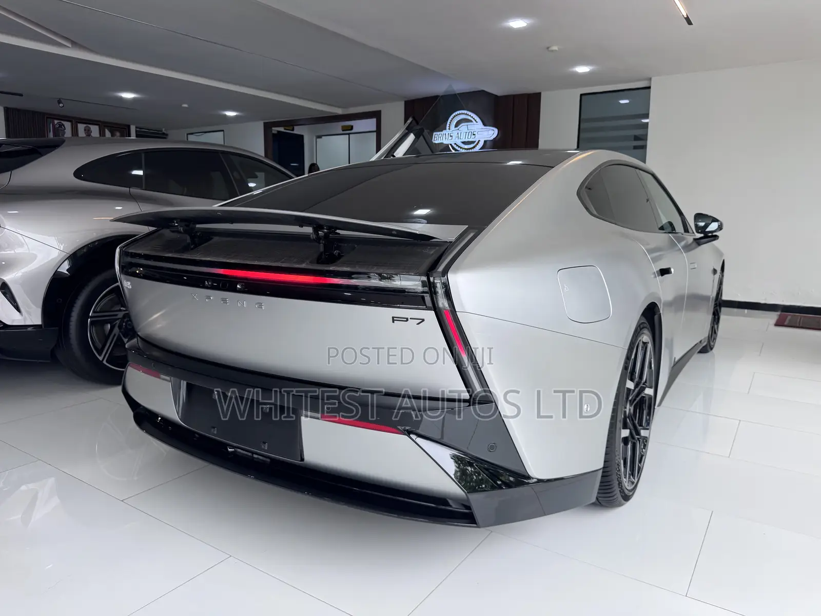 New XPeng P7 424hp All Wheel 2025 Silver