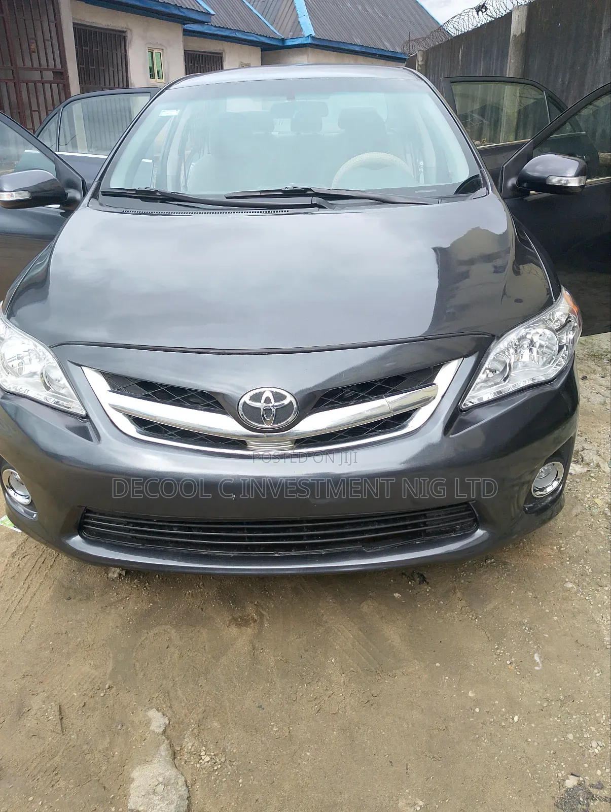 Toyota Corolla LE 4dr Sedan (1.8L 4cyl 4A) 2010 Gray