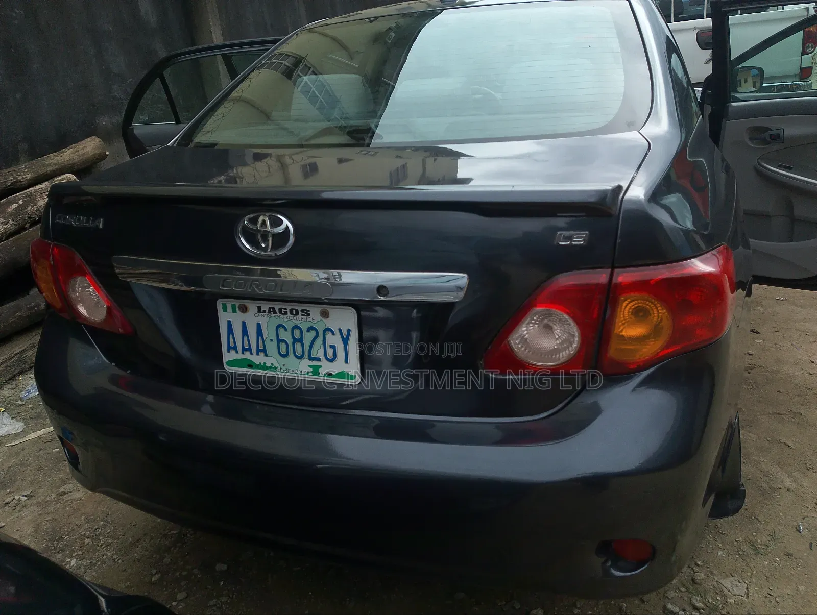Toyota Corolla LE 4dr Sedan (1.8L 4cyl 4A) 2010 Gray