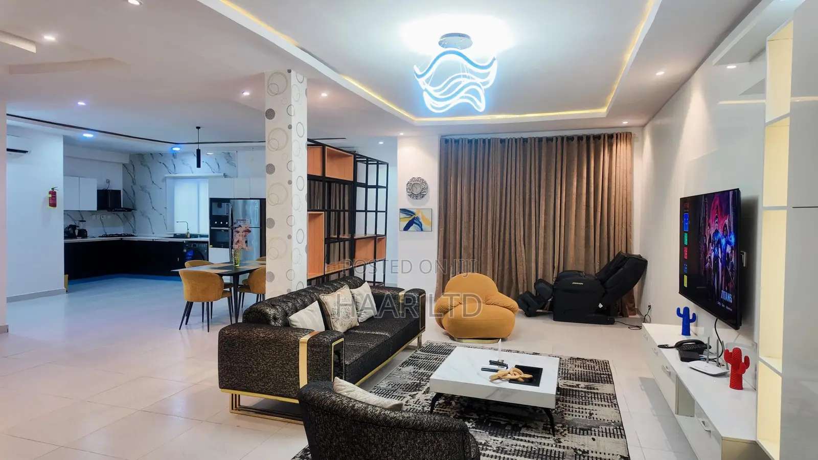 Pent Floor 2 Bedroom Apartment With a Rooftop Swimming Pool